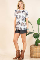 AV1205-LILI WESTERN PRINT RELAXED FIT SHORT SLEEVE T-SHIRT : Contemporary / Light Mocha Multi / M