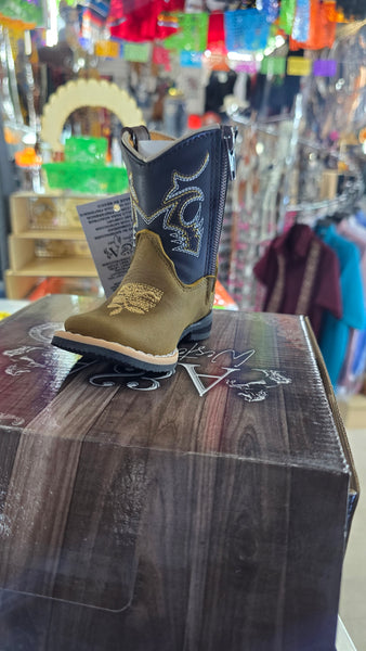 A&A BABY BOOTS.