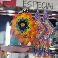 Aretes 2 pares Diferentes Estilos Promoción Chaquira